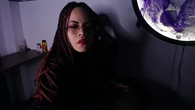 juliana-97 online show from October 2025 04:11:01 AM