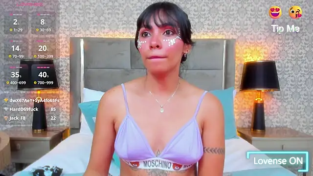 KoralBlum online show from October 2025 02:00:02 AM