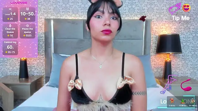 KoralBlum online show from December 2025 12:38:01 AM