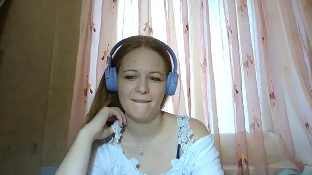 Marry Wild online show from October 2025 09:01:01 AM