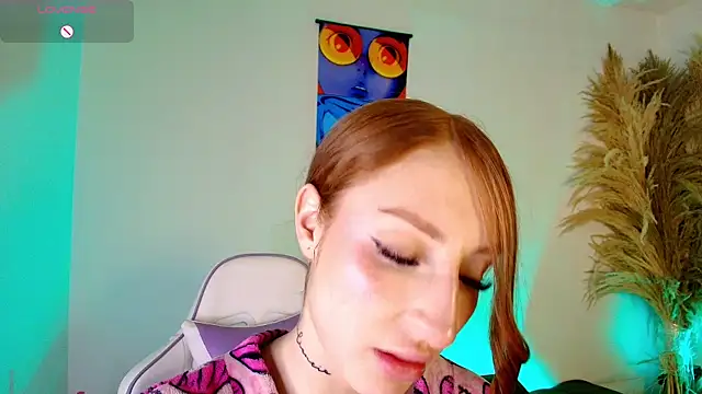 Bennuluspeach  online show from May 2026 11:07:01 AM