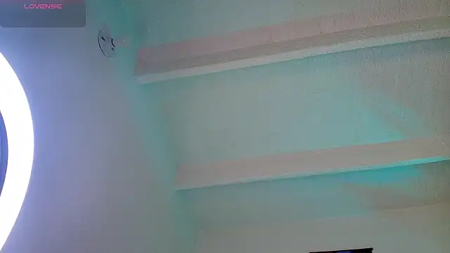 Bennuluspeach  online show from May 2026 11:08:01 AM
