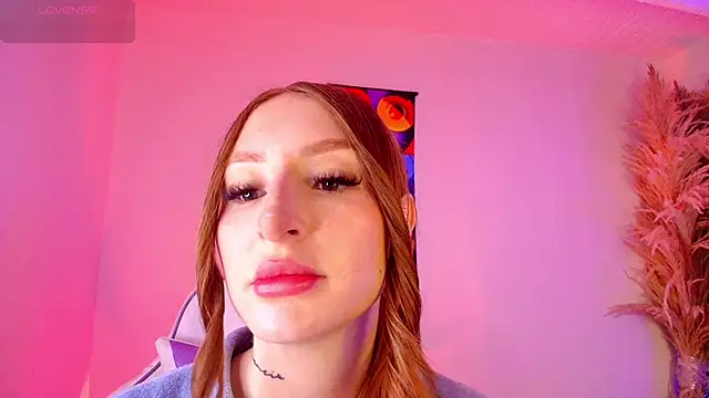 Bennuluspeach  online show from May 2026 11:07:02 AM