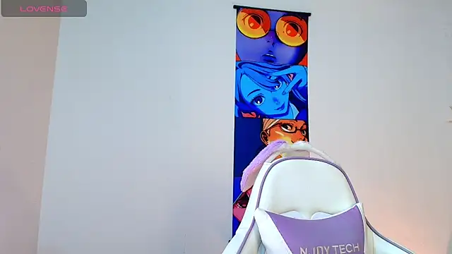 Bennuluspeach  online show from March 2026 12:05:01 PM