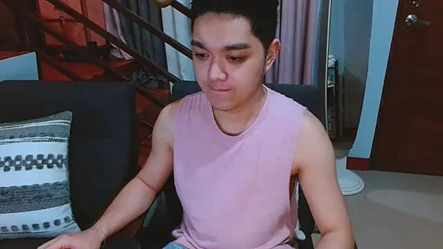 JayKarLo online show from October 2025 03:33:01 PM