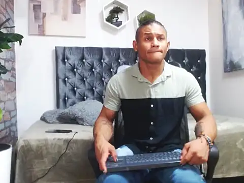 casike1 online show from December 2025 10:37:01 PM