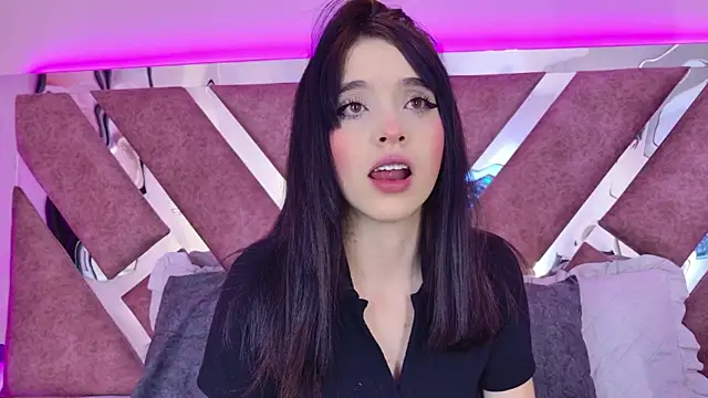 MeganR  online show from June 2026 03:23:02 AM