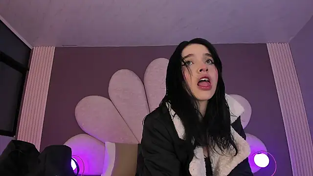 MeganR  online show from February 2026 11:09:02 AM