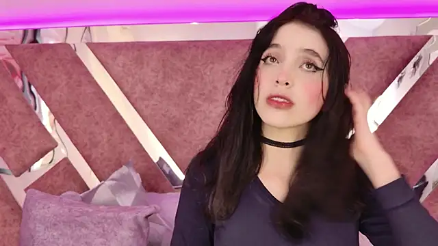 MeganR  online show from March 2026 07:25:01 PM