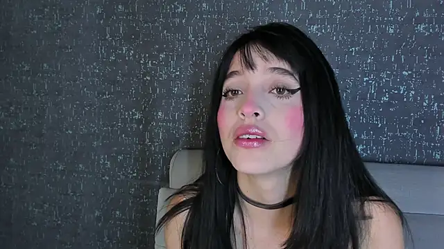 MeganR  online show from April 2026 12:29:02 PM