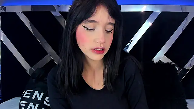 MeganR  online show from May 2026 11:15:01 AM