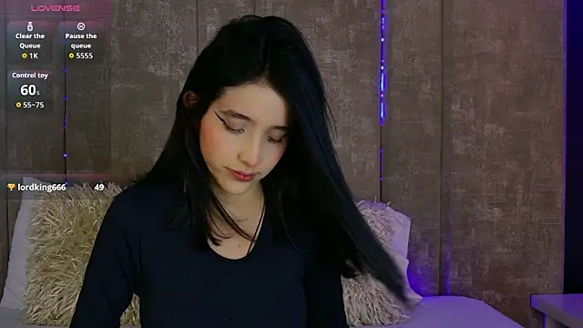 MeganR  online show from December 2025 07:26:01 PM