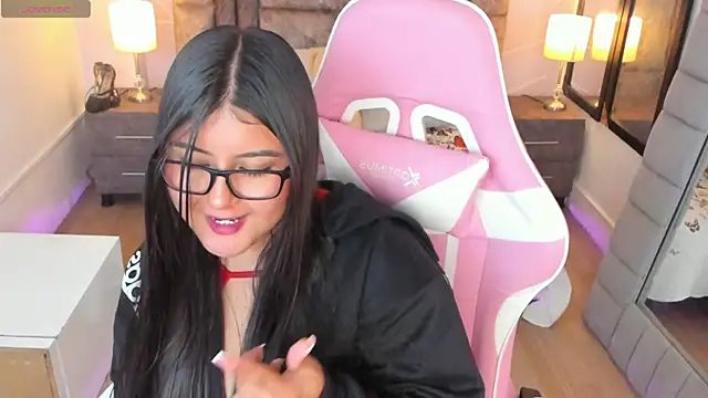 AnnaSwift  online show from January 2026 12:31:02 PM