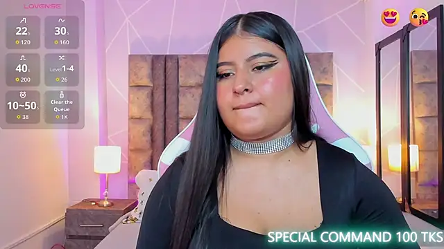 AnnaSwift  online show from December 2025 12:32:02 PM