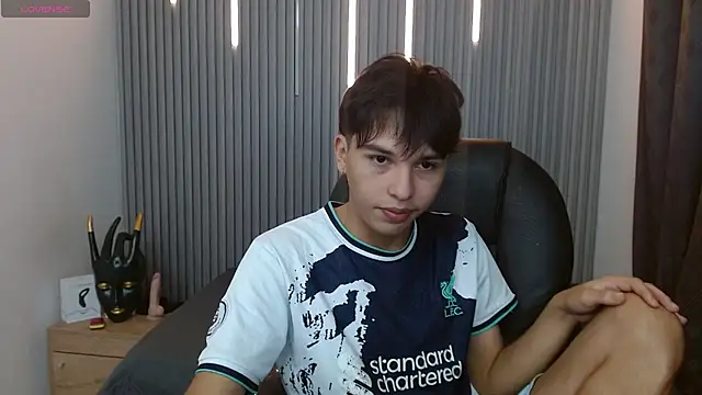 StiwenTwink online show from April 2026 03:13:02 PM