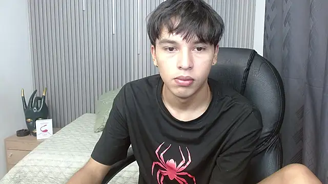 StiwenTwink online show from April 2026 01:39:02 PM