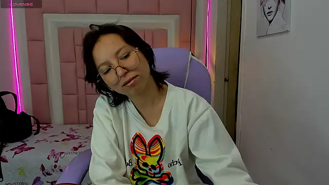Snapshot of Klaret_Toy chatting on June 2026 08:21:02 PM Klaret Toy online show from June 2026 08:21:02 PM