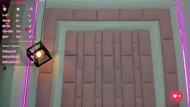 Snapshot of Klaret_Toy chatting on November 2025 01:42:02 AM Klaret Toy online show from November 2025 01:42:02 AM