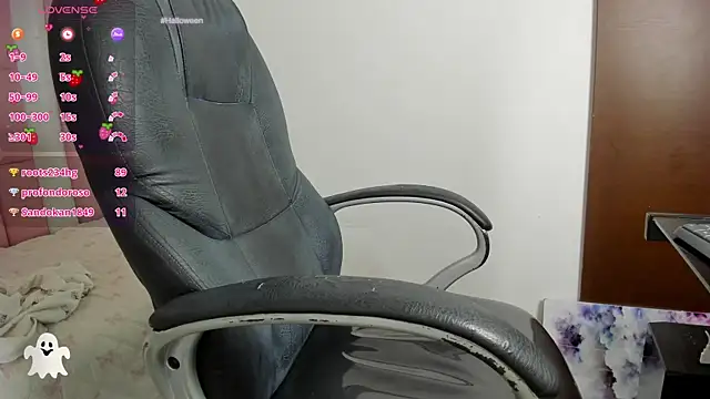 Snapshot of Klaret_Toy chatting on October 2025 04:44:02 AM Klaret Toy online show from October 2025 04:44:02 AM