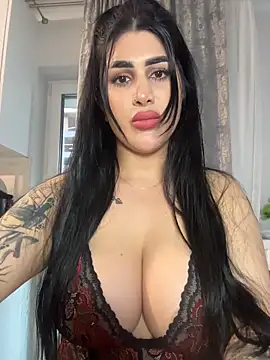 Niinarosee online show from June 2026 05:54:02 PM