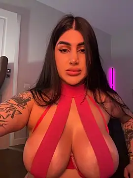 Niinarosee online show from March 2026 04:27:02 PM