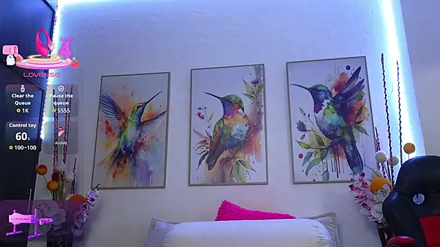 Snapshot of Moon_celeste chatting on November 2025 07:14:01 PM Moon celeste online show from November 2025 07:14:01 PM