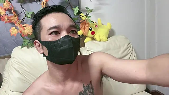 zghn88 online show from November 2025 11:43:01 AM