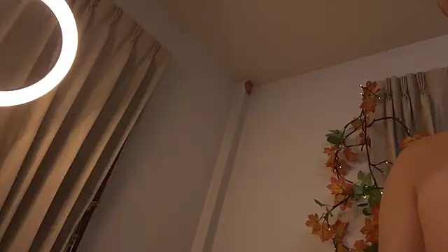 zghn88 online show from October 2025 11:53:01 AM