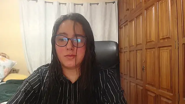 Venus cat  online show from April 2026 02:40:02 AM