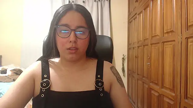 Venus cat  online show from June 2026 01:36:01 AM
