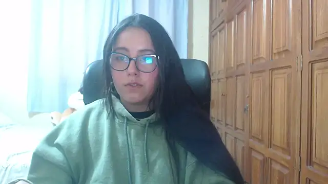 Venus cat  online show from January 2026 11:08:01 PM