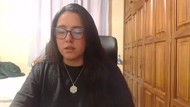 Venus cat  online show from February 2026 12:52:01 AM