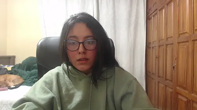 Venus cat  online show from April 2026 11:18:02 PM