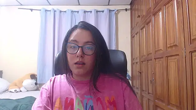 Venus cat  online show from February 2026 03:35:02 AM