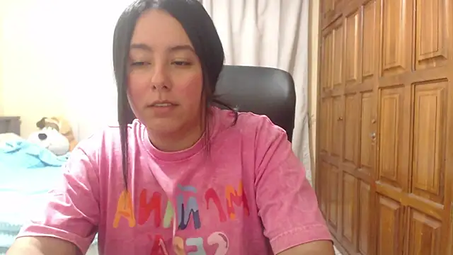 Venus cat  online show from June 2026 10:55:01 PM