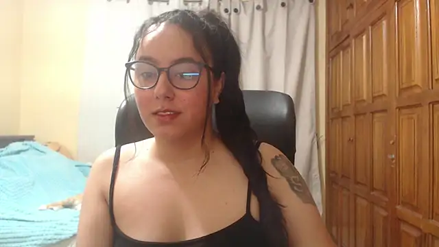 Venus cat  online show from June 2026 04:35:02 AM