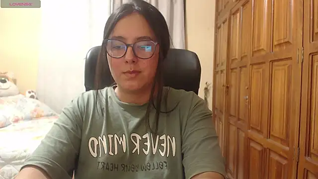 Venus cat  online show from June 2026 01:45:02 AM