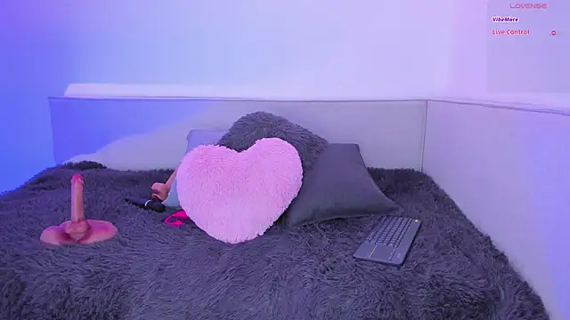 Samara hale online show from November 2025 08:53:01 PM