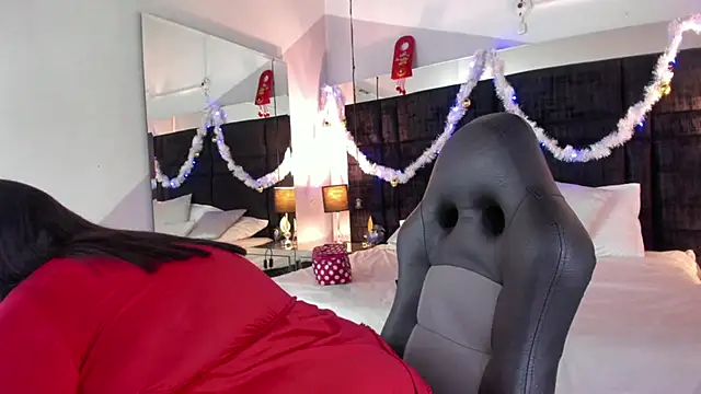 MayaCurvy online show from November 2025 04:39:01 AM