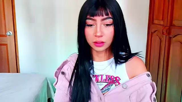 emma web  online show from November 2025 04:23:02 PM