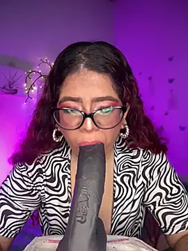 Solaangel  online show from February 2026 11:02:02 PM