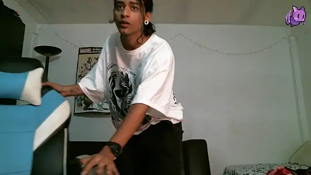 Dickie Dicking online show from December 2025 06:32:01 PM