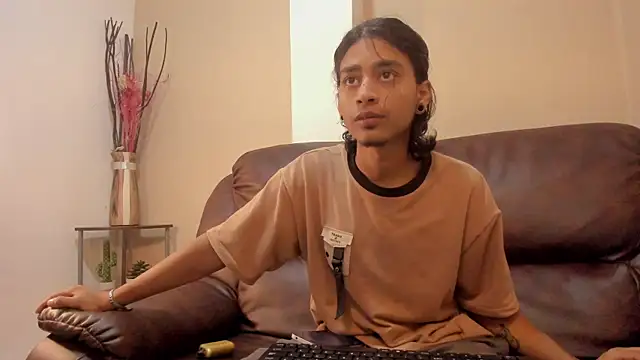 Snapshot of Dickie_Dicking chatting on October 2025 10:00:01 PM Dickie Dicking online show from October 2025 10:00:01 PM