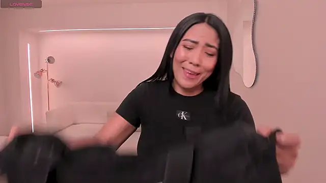 NatalieLewis online show from November 2025 11:59:02 AM