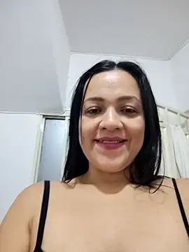 LindaSalo33 online show from December 2025 08:13:02 AM