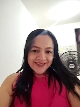 LindaSalo33 online show from November 2025 04:05:01 AM
