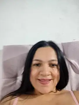LindaSalo33 online show from November 2025 09:08:01 PM