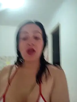 LindaSalo33 online show from November 2025 06:52:01 PM