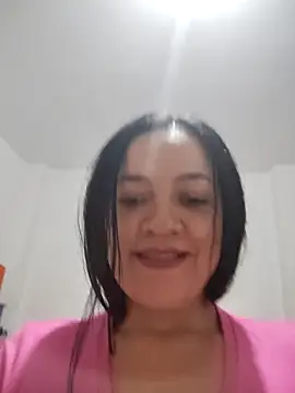LindaSalo33 online show from November 2025 03:32:01 AM