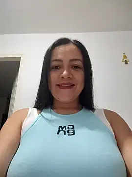 LindaSalo33 online show from December 2025 05:13:01 AM